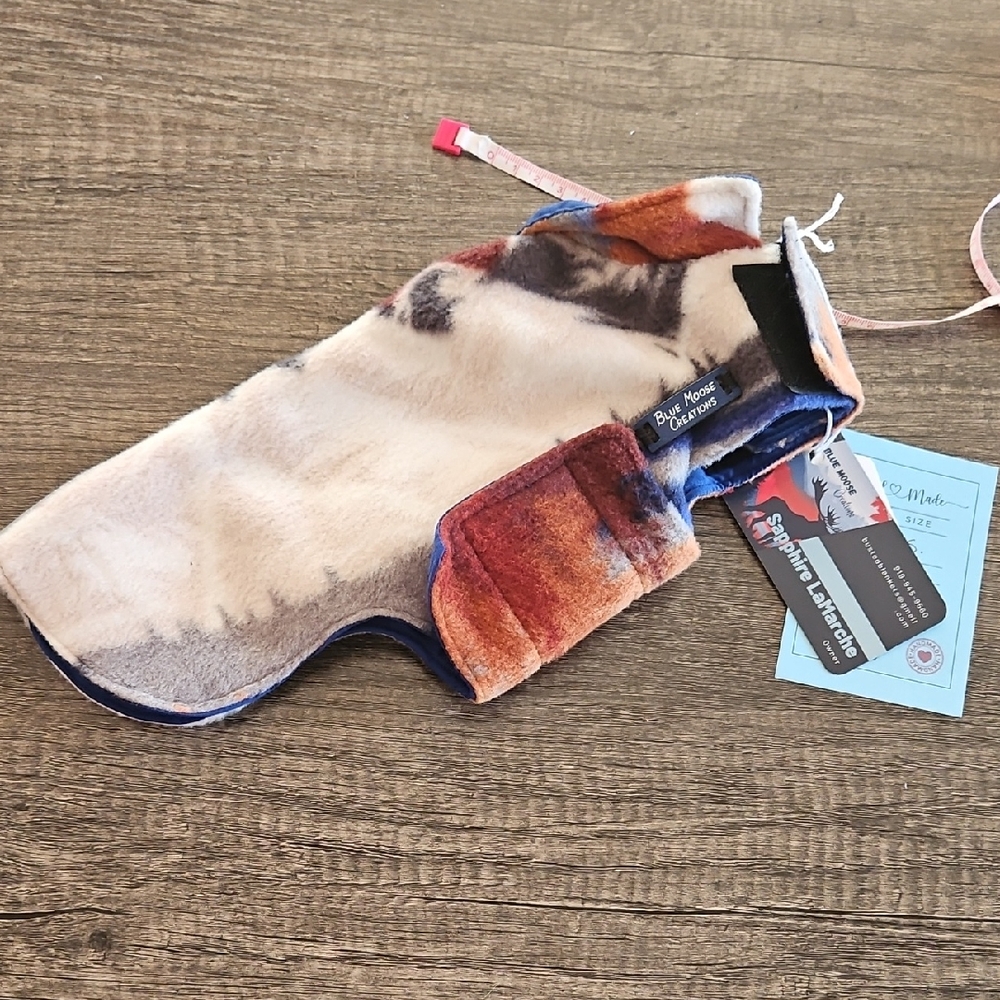 Mountain Print Fleece Dog Coat. XS 10" Max Length.
